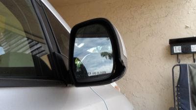 Замена зеркального элемента бокового зеркала Lada Niva Travel (Chevrolet)